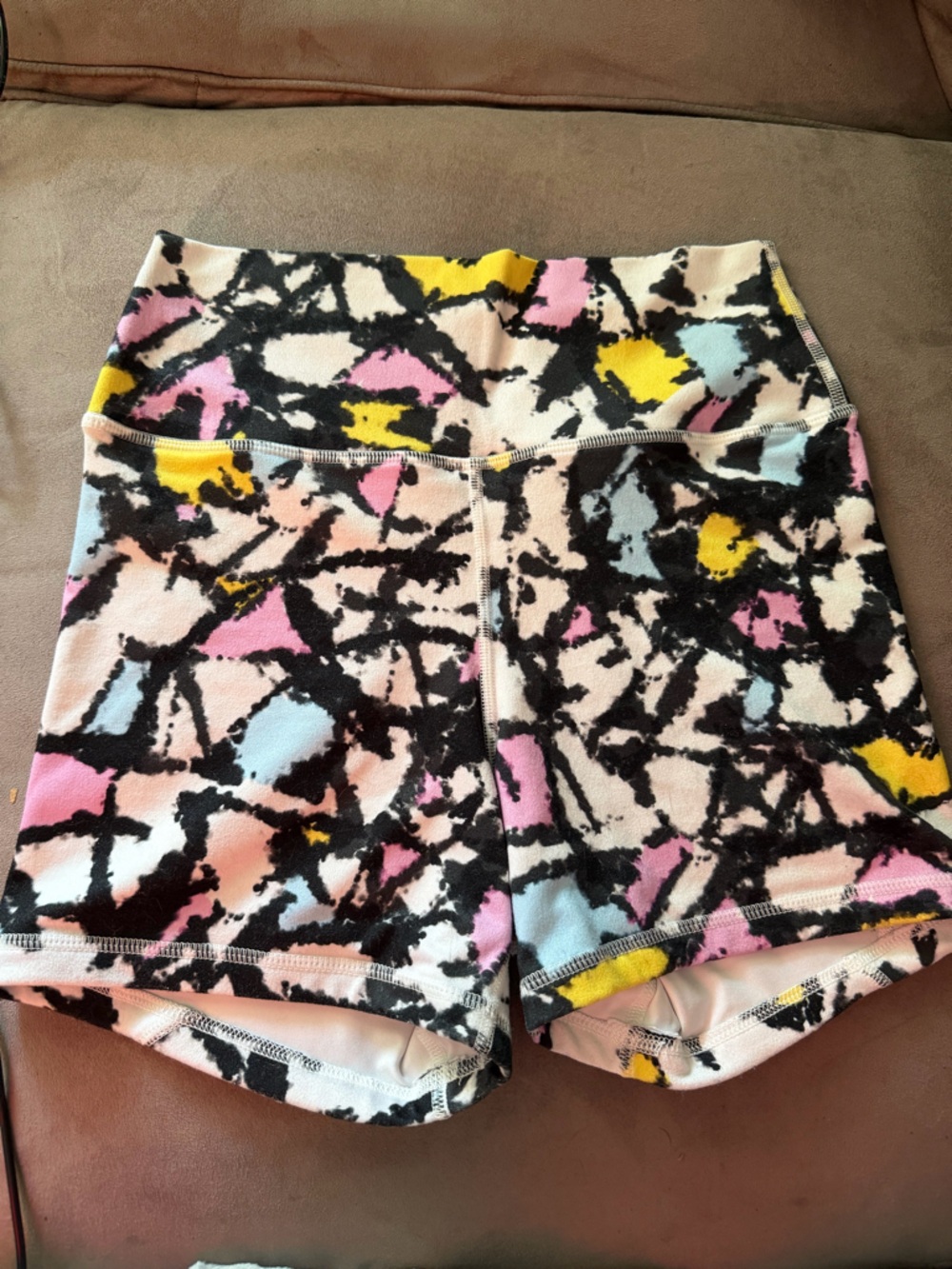Fleo Abstract Paint-Splatter Shorts - true high contour